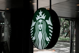 星巴克中国易主：从全资收购到反向出售的八年
